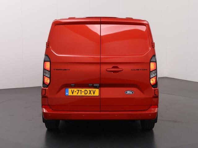 Ford TRANSIT CUSTOM 320 2.0 TDCI L2H1 Limited