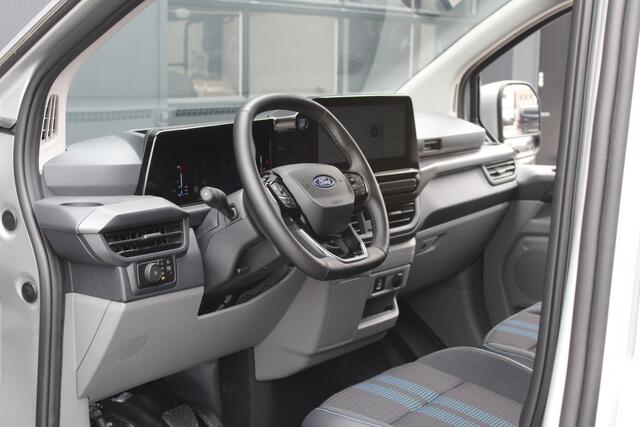 Ford TRANSIT CUSTOM 300 2.0 TDCI L2H1 Sport 170pk - 2x Schuifdeur - ACC - 19'' LM Velgen - 70L Tank - Navi - Camera - Stoel & Stuurverwarming - Blind Spot - Rijklaar