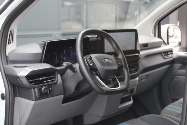 Ford TRANSIT CUSTOM 300 2.0 TDCI L2H1 Sport 170pk - 2x Schuifdeur - Trekhaak - ACC - 19'' LM Velgen - 70L Tank - Navi - Camera - Stoel & Stuurverwarming - Blind Spot - Rijklaar