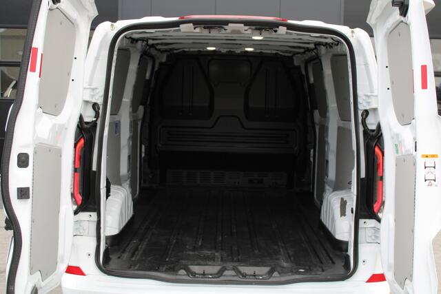 Ford TRANSIT CUSTOM 300 2.0 TDCI L2H1 Sport 170pk - 2x Schuifdeur - Trekhaak - ACC - 19'' LM Velgen - 70L Tank - Navi - Camera - Stoel & Stuurverwarming - Blind Spot - Rijklaar