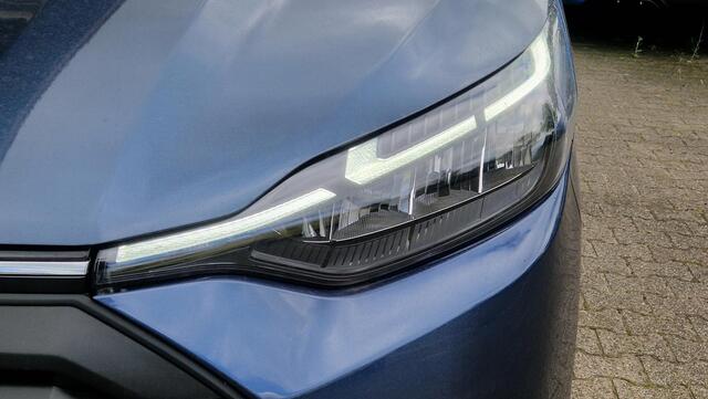 Ford TRANSIT CUSTOM 320 2.5 PHEV L2H1 Limited 233pk | Driver Assistance pack Premium | Wegklapbare Trekhaak | Verwarmd Stuurwiel | 17 inch Licht metalen Velgen | B&O Speakers