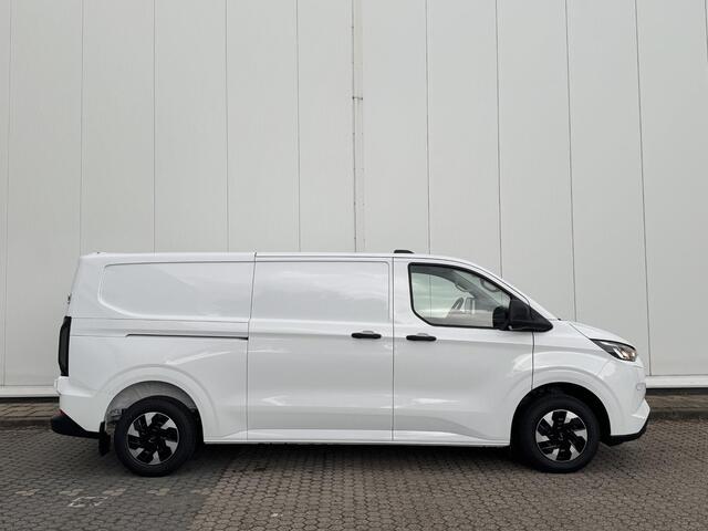 Ford TRANSIT CUSTOM 320 2.5 PHEV L2H1 Trend | Trekhaak | LED-laadruimte verlichting | Apple CarPlay | Android Auto |
