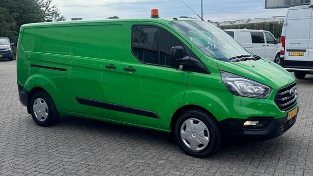 Ford TRANSIT CUSTOM 2.0 TDCI 96KW 131PK L2H1 AUTOMAAT EURO 6 AIRCO/ CRUISE CONTROL/ NAVIGATIE/ 100% DEALERONDERHOUDEN