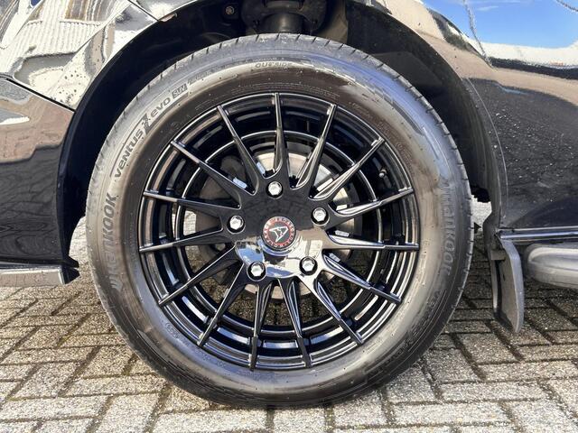 Ford TRANSIT CUSTOM 300 2.0 TDCI L2H1 Limited | Trekhaak | Customized | Stoel verwarming | Camera |