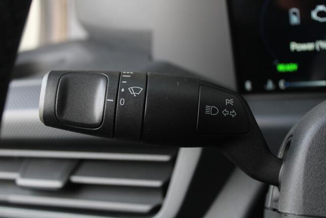 Ford TRANSIT CUSTOM 320 2.5 PHEV L2H1 Trend 232pk - 2x Schuifdeur - Adaptive Cruise - Blind Spot - Navigatie - Camera - Verwarmd Stuur - Rijklaar