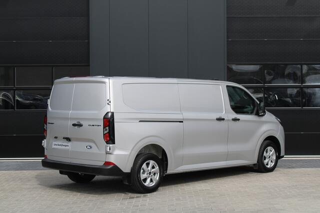 Ford TRANSIT CUSTOM 320 2.5 PHEV L2H1 Trend 232pk - 2x Schuifdeur - Adaptive Cruise - Blind Spot - Navigatie - Camera - Verwarmd Stuur - Rijklaar