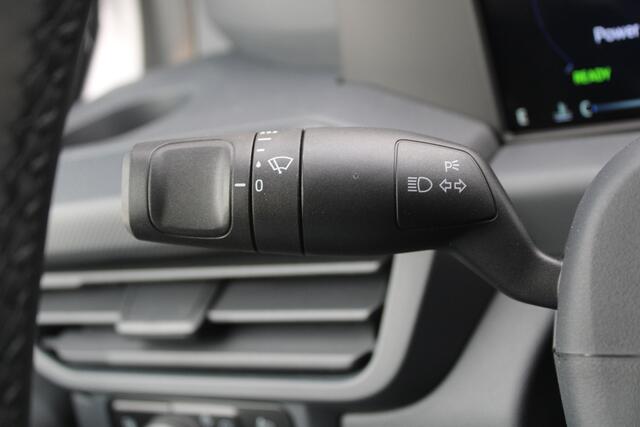 Ford TRANSIT CUSTOM 320 2.5 PHEV L2H1 Trend 232pk - 2x Schuifdeur - Adaptive Cruise - Blind Spot - Navigatie - Camera - Verwarmd Stuur - Rijklaar