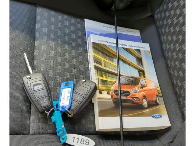 Ford TRANSIT CUSTOM 340 2.0 TDCI Automaat 131PK L1H2 Trend 3Pers./ Navigatie / Pdc./ Airco / Safety&Comfort pack / Driver assist / Stoelverwarming / Distributie vv.bij 36.126 KM /