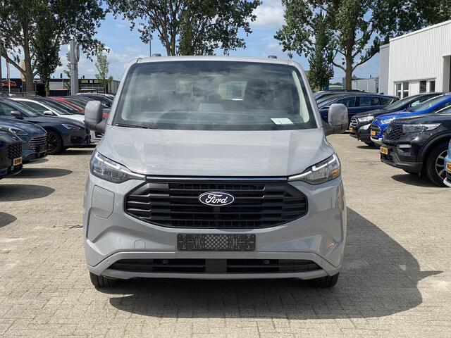 Ford TRANSIT CUSTOM 340 2.5 PHEV L2H1 Limited 233pk | Kombi | Incl. BTW/BPM | Dubbele zijschuifdeur | Privacy Glass | Inklapbare trekhaak | 17 inch lichtmetalen velgen | Driver Assistance Pack Premium | Verwarmbaar stuurwiel
