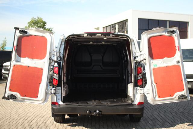 Ford TRANSIT CUSTOM 320 2.0TDCI 136pk L2H1 Trend | Automaat | Camera | Carplay/Android | Cruise | Lease 645,- p/m