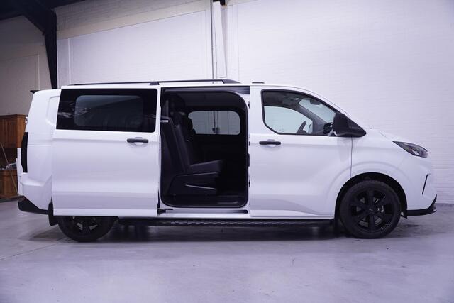 Ford TRANSIT CUSTOM 2.0 TDCI 136 pk L2 Dubbel Cabine Black&White Edition 19" LMV, Treeplanken, Dakrails, Laadruimte Pakket, Apple Carplay, 6-Zits