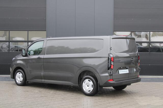 Ford TRANSIT CUSTOM 320 2.0 TDCI L2H1 Trend 136pk - Carplay - Android - LED koplampen - Verwarmd stuurwiel - Stoelverwarming - 70l tank - Rijklaar