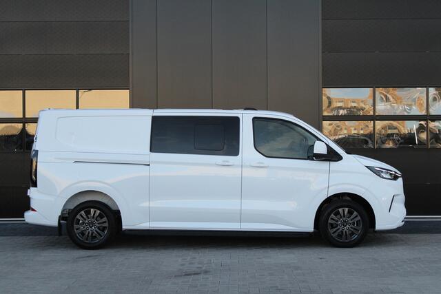 Ford TRANSIT CUSTOM 320 2.0 TDCI L2H1 Limited DC 170pk - 5 Zits - Adaptive Cruise - Navi - 2x Schuifdeur - Verwarmd stuur - 70l tank - 17" LM velgen - Rijklaar