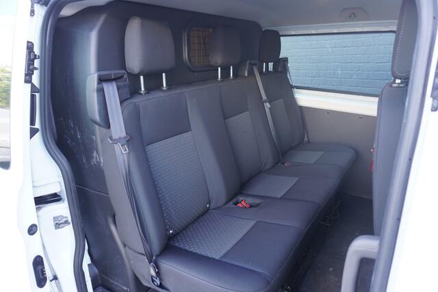 Ford TRANSIT CUSTOM 2.0 TDCI Dubbele Cabine EURO 6 - Airco - Cruise - PDC - ¤ 13.900,- Excl.