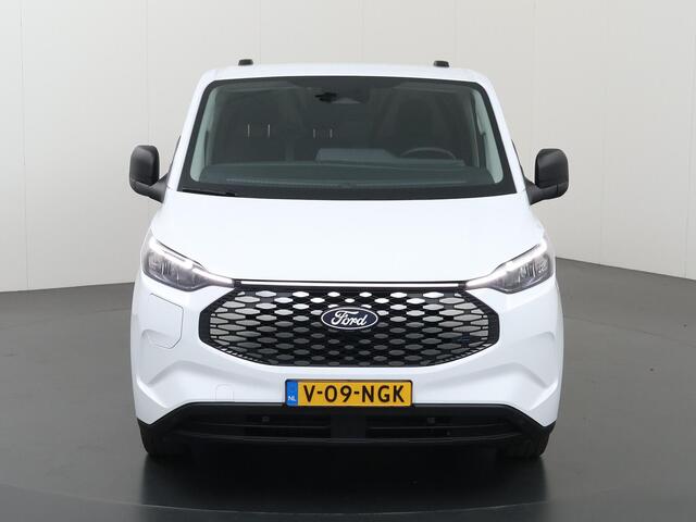 Ford TRANSIT CUSTOM E-Transit 320 | L1 H1 | Trend | 65 kWh | 2300 KG. AHW | Climate Control | Apple Carplay / Android Auto | 328 KM Range | Voorruitverwarming | Stoelverwarming | LED Koplampen | Achterdeuren |