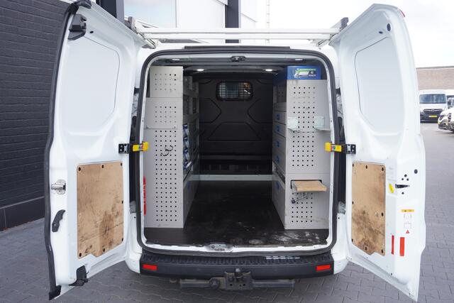 Ford TRANSIT CUSTOM 2.0 TDCI EURO 6 - Airco - Cruise - PDC - Trekhaak - ¤ 13.900,- Excl.