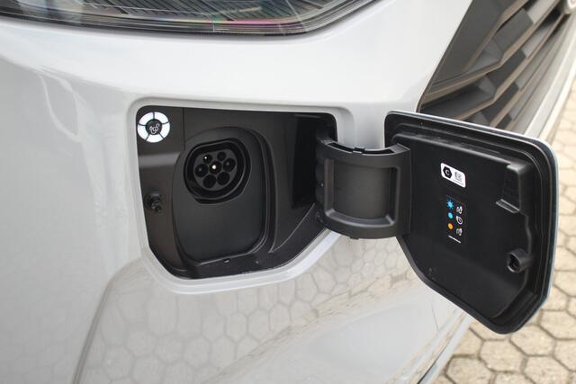 Ford TRANSIT CUSTOM 2.5 PHEV 233pk L2H1 Limited | 8-Persoons | Incl BPM | ZERO emissie proof | Stuur + Stoelverwarming | Keyless | Lease 878,- p/m