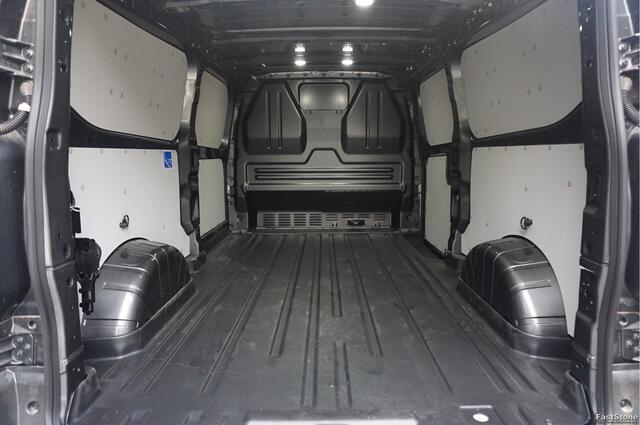 Ford TRANSIT CUSTOM 300L 136PK Limited AUT BPM VRIJ!! Navi, Cam, Adap. Cruise, 16" LM!! NR. A24