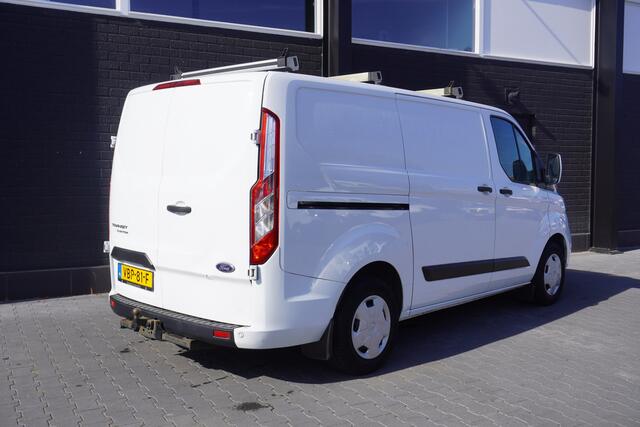 Ford TRANSIT CUSTOM 2.0 TDCI EURO 6 - Airco - Navi - Cruise - Motor loopt niet goed ¤ 6.900,- Excl.