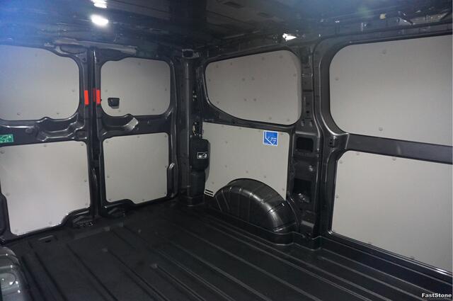 Ford TRANSIT CUSTOM 300S 150PK Limited BPM VRIJ!! Navi, Cam, Adap. Cruise, 17" LM, Trekhaak!! NR. A180