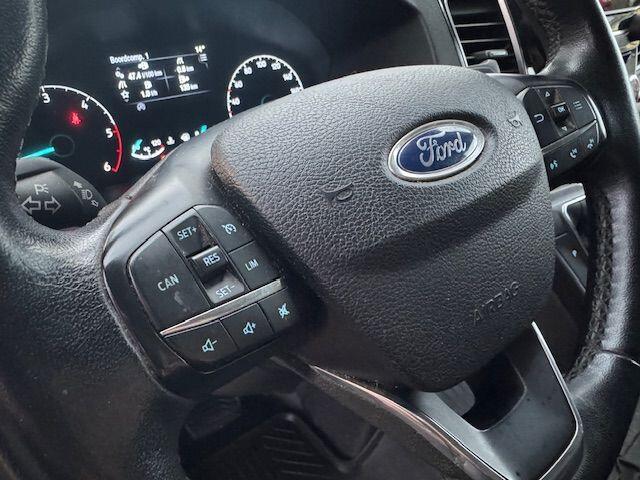 Ford TRANSIT CUSTOM 300 2.0 TDCI 130pk L2 H1 Limited Automaat 3persoons Airco/ECC,Navigatie,Camera 1e Eigenaar