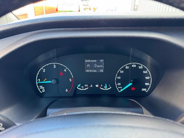 Ford TRANSIT CUSTOM 320 2.0 TDCI L2H2 TREND