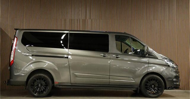 Ford TRANSIT CUSTOM 300 2.0 TDCI L2H1 170 PK Limited DC | B-Xenon | Blind Spot | CarPlay | Camera | Navigatie | Stoelverwarming | Trekhaak | L+R Schuifdeur | PDC V+A | MF Stuur | Dubbel cabine | 5-Zitter | Nieuwe APK | NAP Logisch