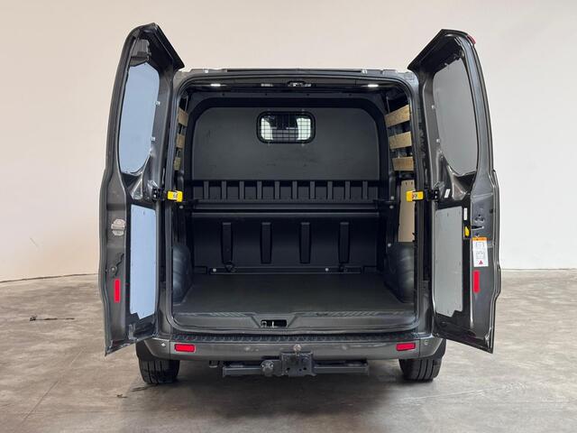 Ford TRANSIT CUSTOM 300 2.0 TDCI L2H1 Limited Dubbele Cabine Navigatie Airco 2 Schuifdeuren Trekhaak Parkeersensoren Carplay DAB