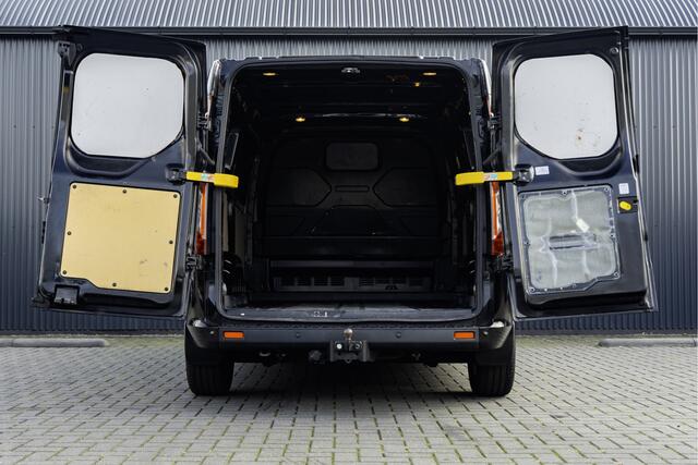 Ford TRANSIT CUSTOM 300 TDCI | L2H1 | 130PK | LED | Camera | CarPlay | Navigatie | Cruise | Airco | PDC | Euro 6