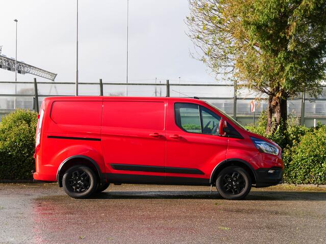 Ford TRANSIT CUSTOM 300 2.0 TDCI 130PK L1H1 Trail | TREKHAAK | CAMERA | NAVIGATIE |