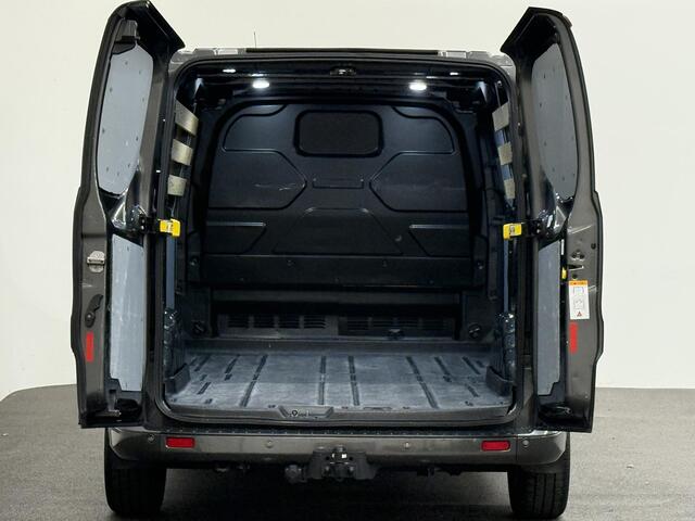 Ford TRANSIT CUSTOM 320 2.0 TDCI L2H1 Sport Airco ACC Bluetooth Navi Trekhaak Stoelverwarming