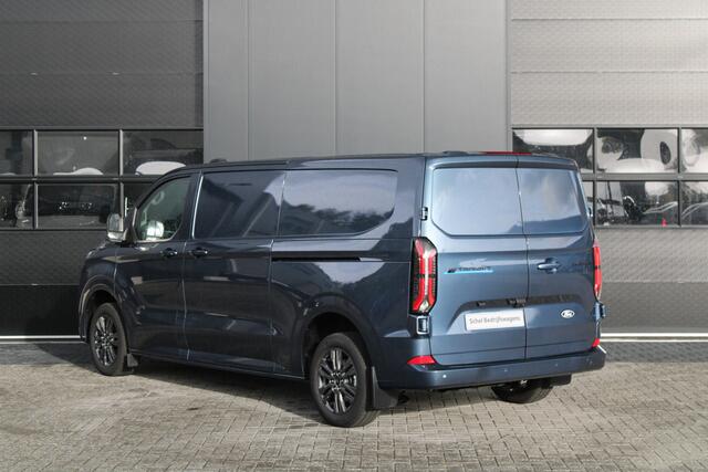 Ford TRANSIT CUSTOM E-Transit 340 L2H1 Limited 65 kWh 218pk - 2x Schuif - LED - 360 Camera - B&O - ACC - Navi - Stoel/Stuurverwarming - Rijklaar