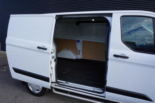 Ford TRANSIT CUSTOM 130 PK Automaat L1H1 Airco Cruise Trekhaak Euro 6