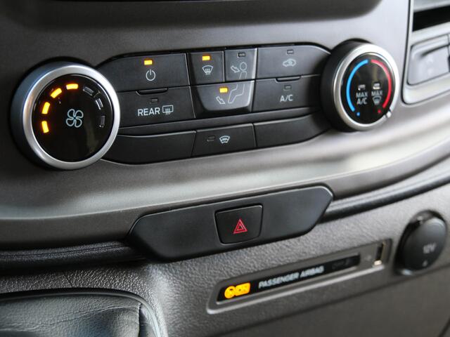 Ford TRANSIT CUSTOM 320 2.0 TDCI 130PK L2H1 Trend Dubbele Cabine | CAMERA | NAVIGATIE | CRUISE CONTROL | 6 PERS. | PDC |