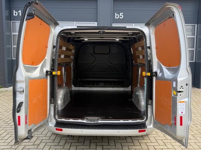 Ford TRANSIT CUSTOM 2.0 TDCi 185PK Automaat Sport / Airco / Navi / Licht metaal
