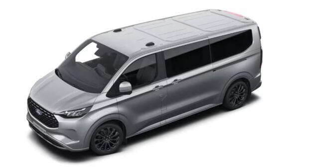 Ford TRANSIT CUSTOM Tourneo 340 2.5 PHEV L2H1 Titanium X | 233pk | Incl. BTW/BPM Rijklaar | Handsfree elektrische dubbele zijschuifdeuren | Inklapbare trekhaak | Tourneo Luxury Pack | Verwarmbaar stuurwiel