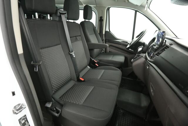 Ford TRANSIT CUSTOM 320 2.0 TDCI L2H1 | DC | Automaat | Adap. Cruise | Camera | Carplay | Trekh. | Stoelverw.