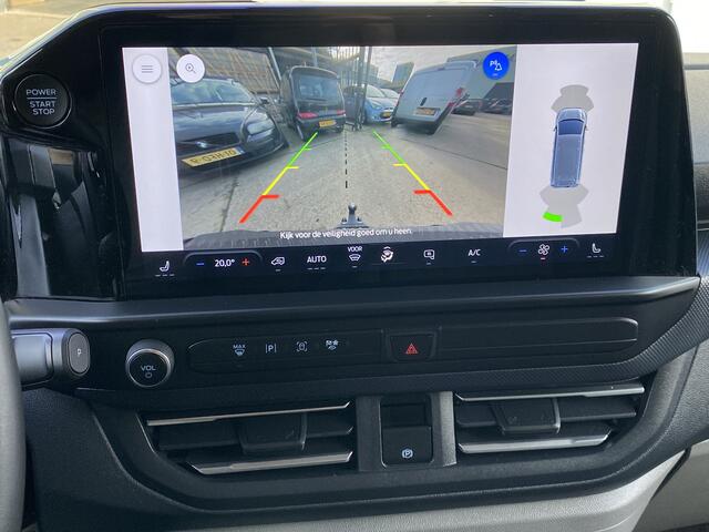 Ford TRANSIT CUSTOM 300 2.0 TDCI 170 PK AUTOMAAT L2H1 LIMITED, VOL OPTIES, 3 PERSOONS, L+R SCHUIFDEUR, STUUR+STOELVERWARMING, AIRCO(CLIMA), CAMERA, CRUISE CONTROL, GROOT NAVI-/MULTIMEDIA, KEYLESS, LED, LM-VELGEN, CHAMELEON VOORRUIT, SPOILER PAKKET, TREKHAAK, BPM VRIJ!!!