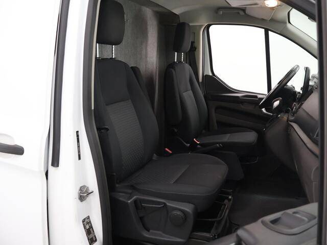 Ford TRANSIT CUSTOM 320 | 2.0 TDCI | Aut. | L2 H1 | Trend | AIRCO | CRUISE CONTROL | CAMERA | STOELVERWARMING | STOEL - STOEL | APPLE CARPLAY EN ANDROID AUTO | TREKHAAK | PARKEERSENSOREN