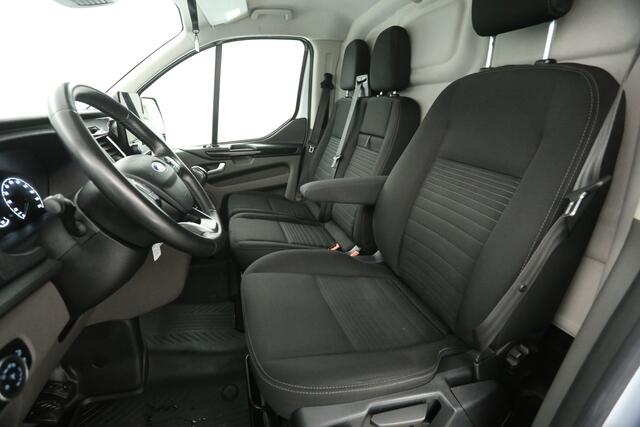 Ford TRANSIT CUSTOM 2.0 TDCI L2H1 | Euro6 | Airco | Cruise | 2800KG Trekgew. | Trekh. | Carplay | 3-Zits | Stoelverw. | Parkeersens.