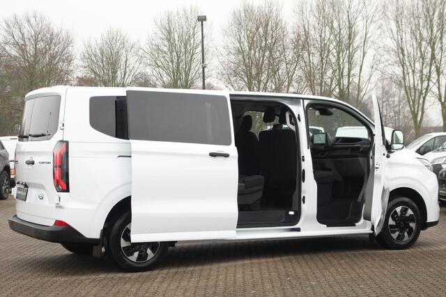Ford TRANSIT CUSTOM E-Transit 320 L2H1 Kombi | 9 persoons | Trend | 65kWh | 160kW/218pk | Trekgewicht 2300kg | Camera | Carplay/Android | Cruise | Lease 824,- p/m