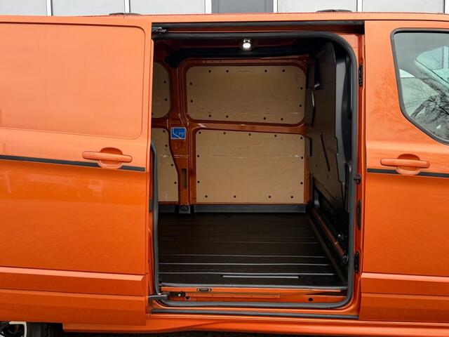 Ford TRANSIT CUSTOM 2.0 TDCi 185PK L2 Orange Sport EDITION / Leder / Trekhaak / Navi / Cruise