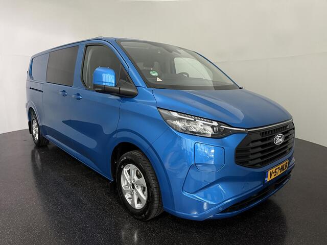 Ford TRANSIT CUSTOM 320 2.5 PHEV L2H1 Limited DC met o.a. een 360 graden camera, Parkeersensoren voor en achter, Dodehoekdetectie, Navigatiesysteem en een Trekhaak