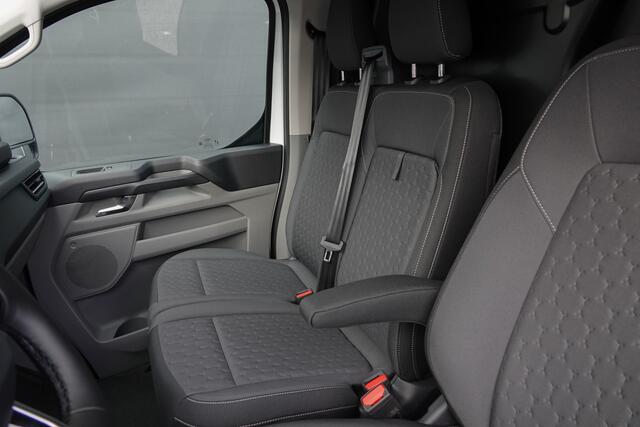 Ford TRANSIT CUSTOM E-Transit L1H1 218Pk Aut. | Elektrisch | 71 kWh | Limited 320 | Pro Power Onboard | Achteruitrijcamera | Trekhaak | 17''