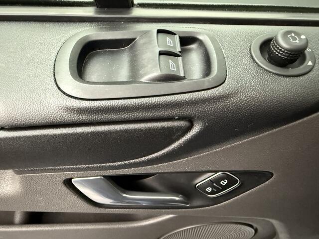 Ford TRANSIT CUSTOM 2.0TDCi 130PK Lang | Multimedia | Airco | Cruise | 3-Zits