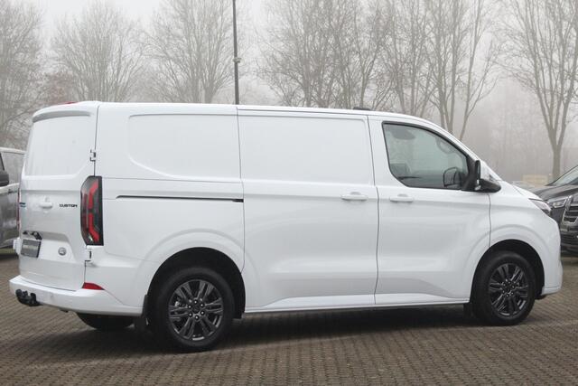Ford TRANSIT CUSTOM E-Transit 320 L1H1 Limited | 65kWh | 160kW/218pk | Trekhaak 2300kg | Pro Power | Camera | Carplay/Android | Cruise | Lease 681,- p/m