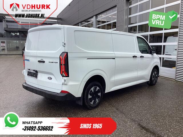 Ford TRANSIT CUSTOM E-Transit 65 kWh L2 330 km WLTP LED/ Standkachel/ Snellader/ 2.3t Trekverm./ Carplay/ Climate/ Camera/ PDC/ Cruise