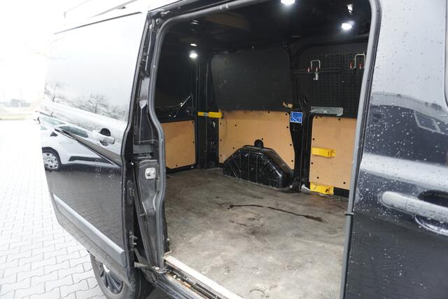 Ford TRANSIT CUSTOM 2.0 TDCI - EURO 6 - Airco - Navi - Cruise - ¤14.900,- Excl.