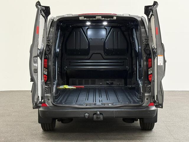 Ford TRANSIT CUSTOM 300 2.0 TDCI L2H1 Trend Nieuw Model Automaat Ford Transit Custom 300 2.0 TDCI L2H1 Trend NM Automaat Airco Navi PDC Camera