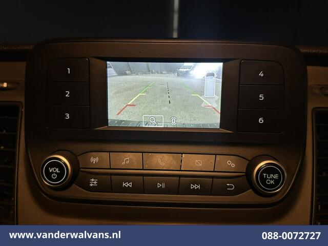 Ford TRANSIT CUSTOM 2.0 TDCI 131pk L2H1 Euro6 Airco | Camera | LED | Cruisecontrol | Verwarmde voorruit Parkeersensoren, Bijrijdersbank, 2800kg trekvermogen